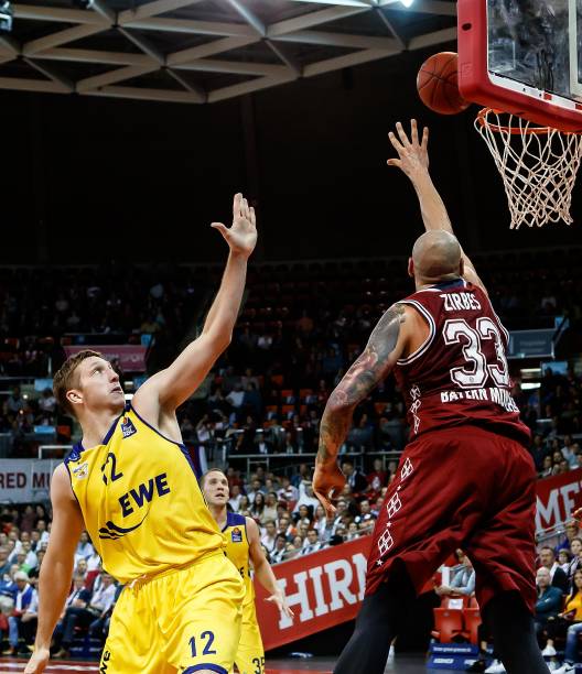 中表现出众 中表现出众